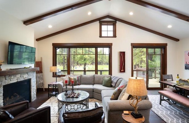 New Listing! Luxury 3bd Residence On Gray's Crossing Golf Course