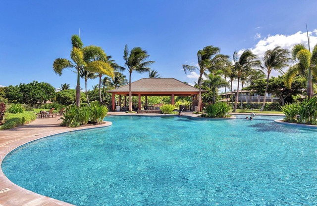 NEW LISTING! Luxury Townhome at Kulalani 2104