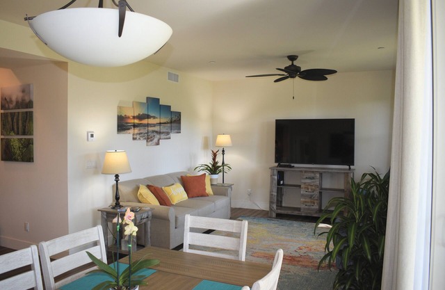 New Luxury Tropical Condo with AC on Kauai's Prestigeous South Shore