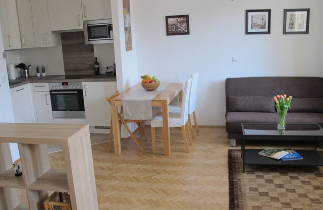 NEW! Nice residential area, close to attractions, metro & great infrastructure