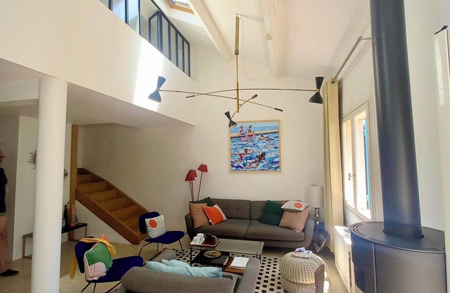 NEW PRICE! Porquerolles Village house 130 m2 near Place d'Armes 8 people
