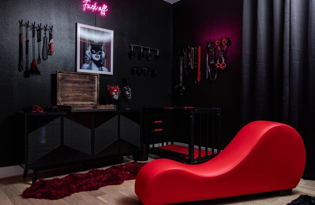 NEW! Red Nook Houses ~ The Marilyn’s Secret ~ Adult Playhouse!