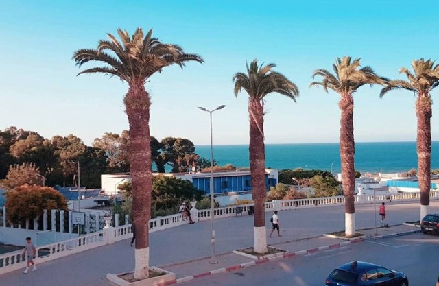 NEW Sea View House 2 min Walk to Beach
