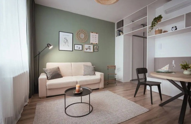 New stylish apartment, super location
