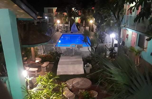 New Sungate Motel