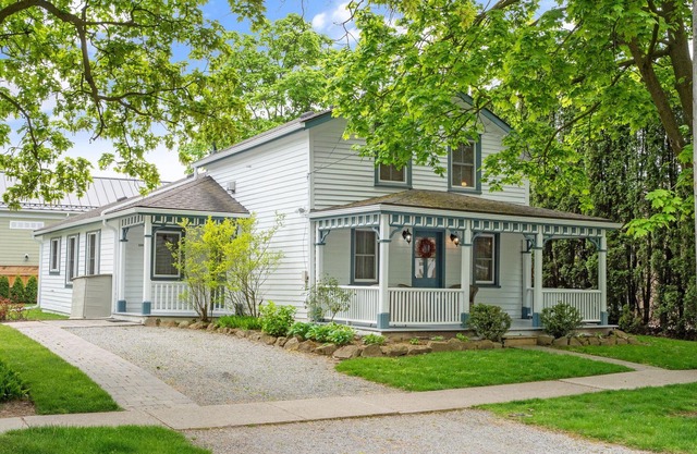 NEW! The Cedar House - Steps from Queen Street