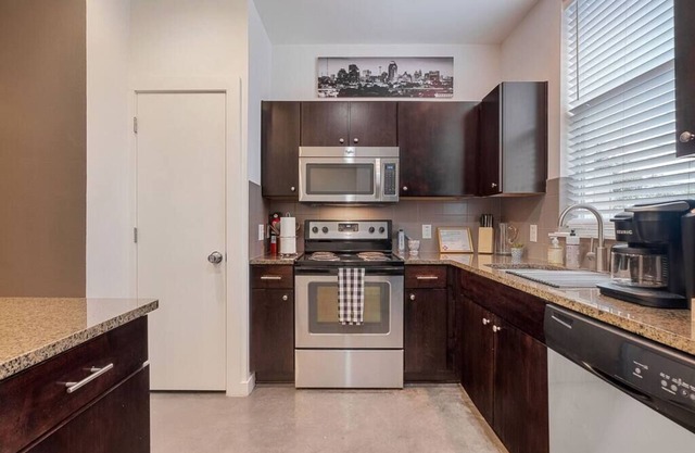 NEW! Tobin Hill Gem, 7 Mins to Downtown!