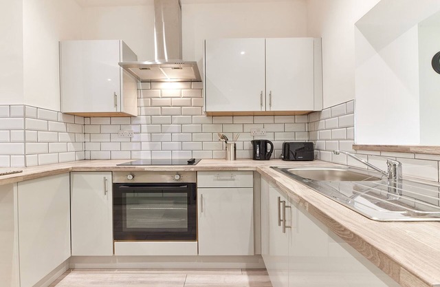 Newbiggin House - Modern 5 bed house by the sea