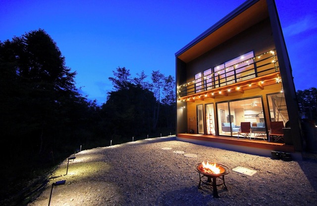 Newly built in July 2025 Contrast of forest and light Premium stay Bonfire BBQ 14 people /Minamitsurugun Yamanashi