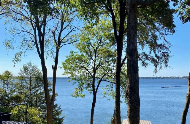 Newly Renovated 4B, 2.5 bath Lakefront home with South Grand Lake Views and dock