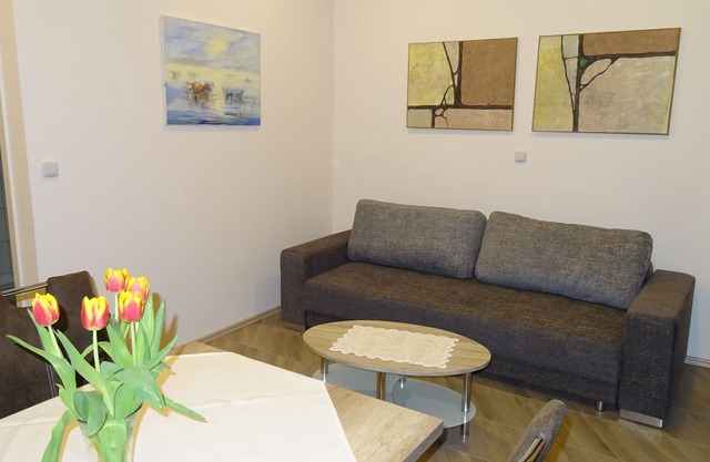 Newly renovated apartment near Schönbrunn / Zoo and U4