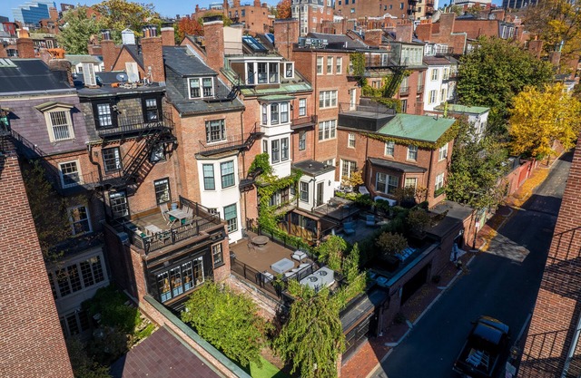 Newly renovated historic home in Beacon Hill