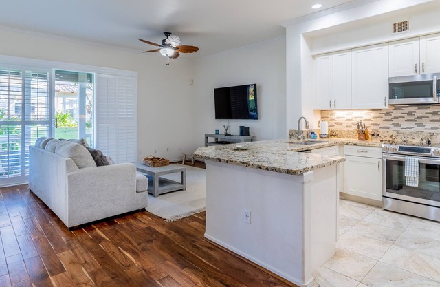 Newly Upgraded and Redecorated 3 Bed, 2 1/2 Bath Townhouse in Coconut Plantation (TCP-1158-1)