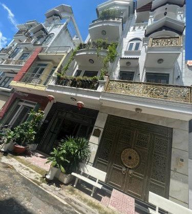 Nhà nguyên căn full nội thất