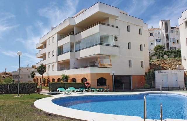 Nice Apartment In Riviera Del Sol With 2 Bedrooms And Outdoor Swimming Pool