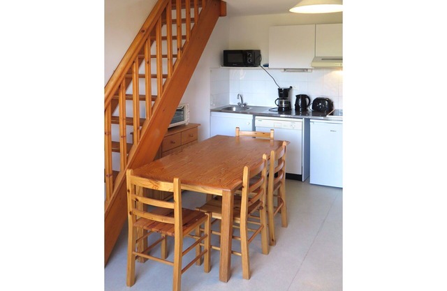 Nice apartment for 6 guests with TV, terrace, pets allowed and parking