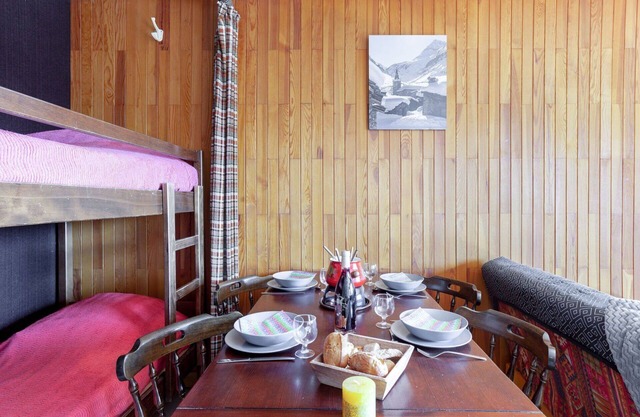 Nice apartment for 4 guests with WIFI, TV and balcony