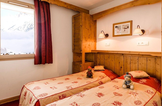 Nice apartment for 8 people with pool, WIFI, TV, balcony and pets allowed