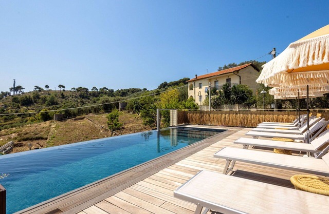 Nice apartment for 4 guests with pool, A/C, WIFI, TV, terrace and parking