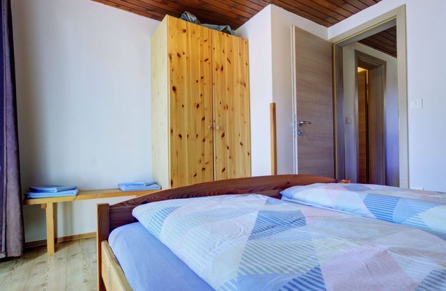 Nice apartment for 10 people with WIFI, TV, balcony, pets allowed and panoramic view