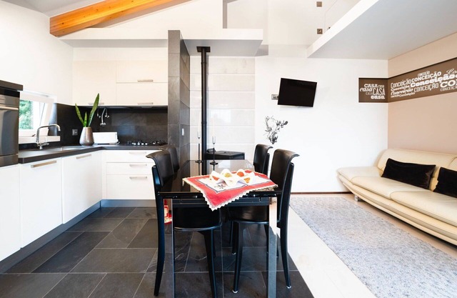 Nice apartment for 2 people with WIFI, A/C, TV and terrace