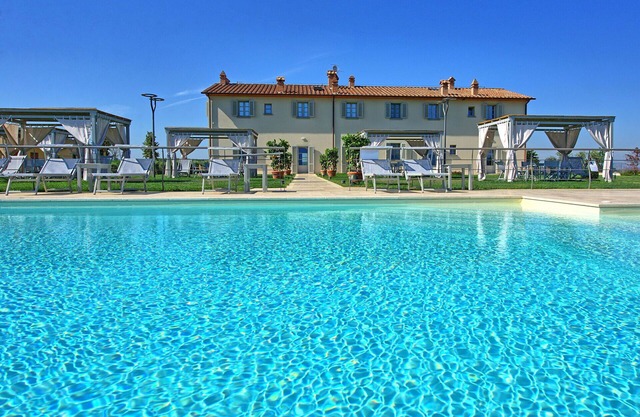 Nice apartment for 3 guests with pool, A/C, WIFI, TV and panoramic view