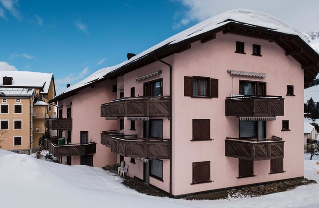 Nice apartment for 4 guests with WIFI, TV and balcony
