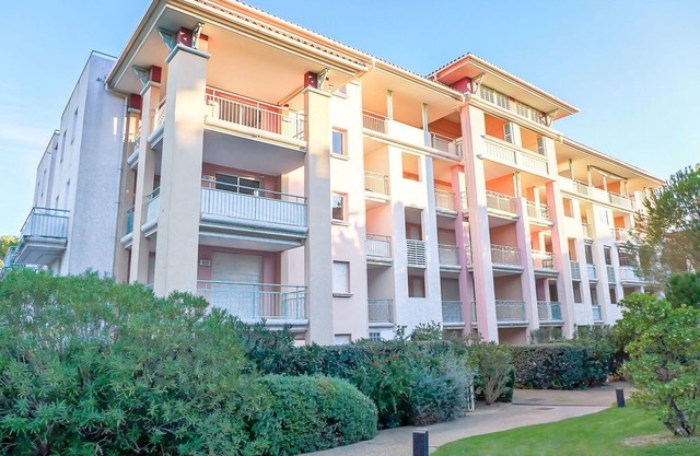Nice apartment for 4 people with pool, WIFI, TV and parking