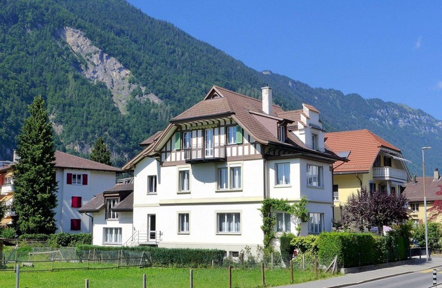 Nice apartment for 5 guests with WIFI, TV, patio and parking