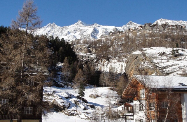 Nice apartment for 6 people with WIFI, TV, balcony, pets allowed, panoramic view and parking