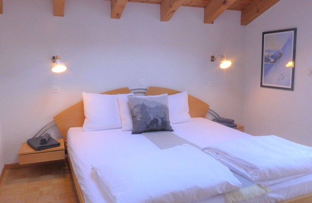 Nice apartment for 6 guests with WIFI, TV, balcony and parking