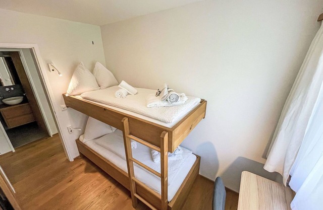 Nice apartment for 6 people with pool, WIFI, TV, balcony and panoramic view