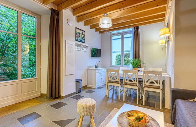 Nice apartment for 6 people with WIFI, pool, TV and terrace