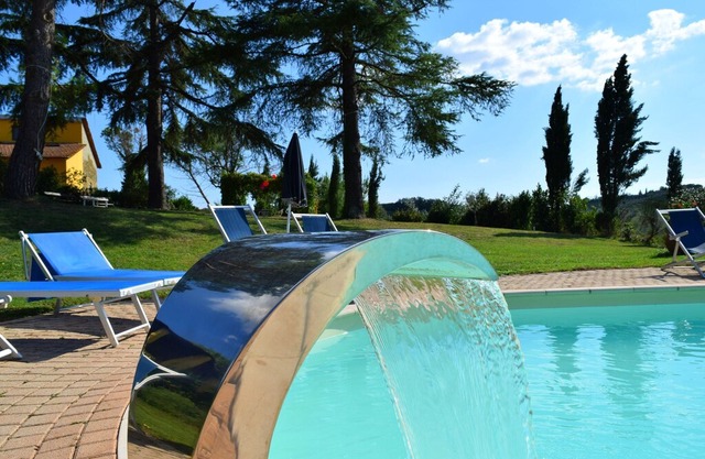 Nice apartment in the area of Vinci