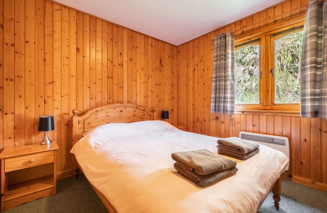 Nice apartment in villa for 6 people with WIFI, TV, pets allowed and parking