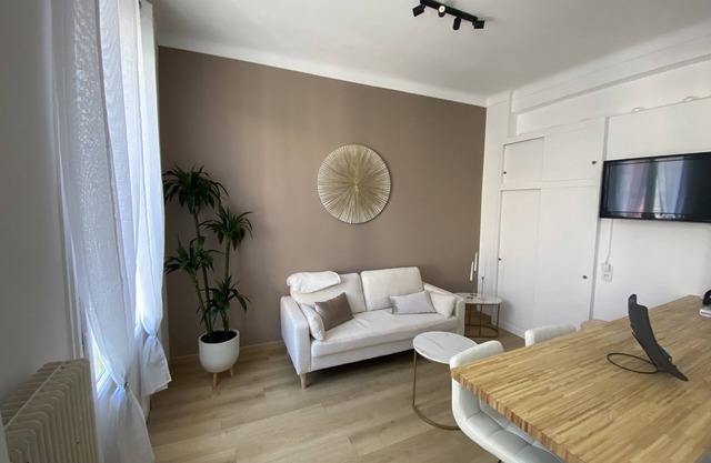 Nice bas Riquier. Appartement T3 Rénové de 50m2