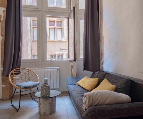 Nice Duplex Studio Ideal For Couple In Lyon!