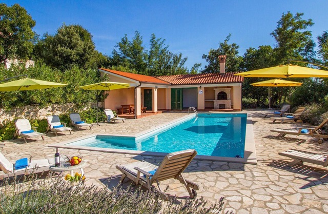 Nice home in Koromacno