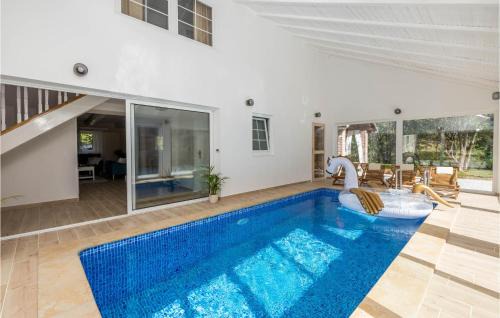 Nice Home In Otocac With Sauna