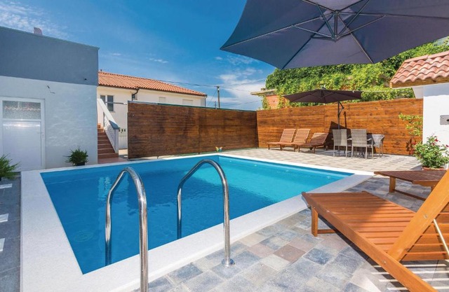 Nice Home In Sveti Petar With House Sea View