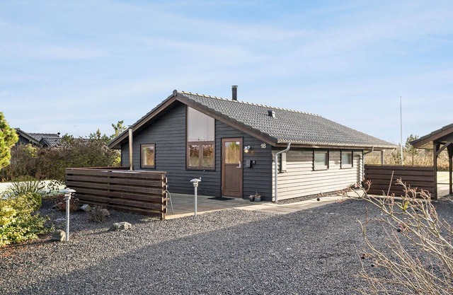 Nice home in Tarm with WiFi