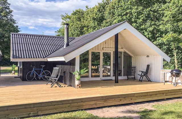 Nice home in Toftlund with kitchen