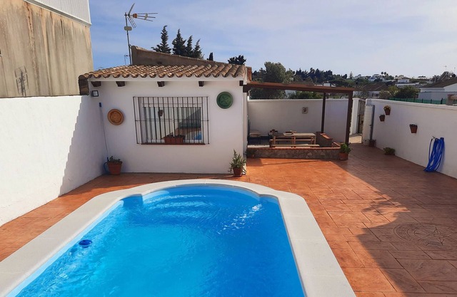 Nice House in rural area with pool