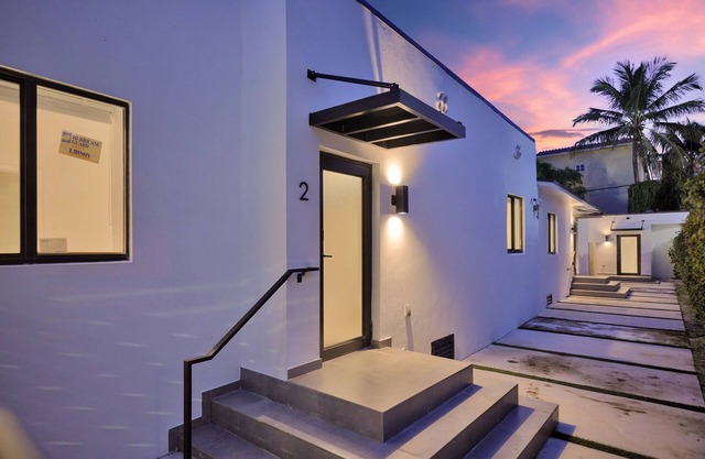 Nice Remodeled Villa 2 in Miami