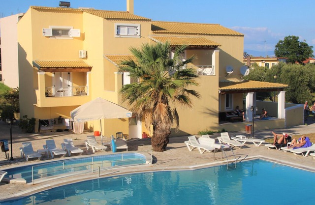 Nikki's 4 Bedroom House in Moraitika - close to beach and a pool on site.