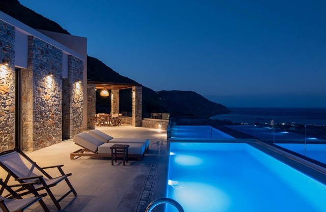 Ninemia Villa Complex in Crete