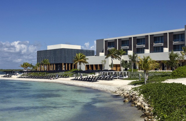 Nizuc Resort and Spa