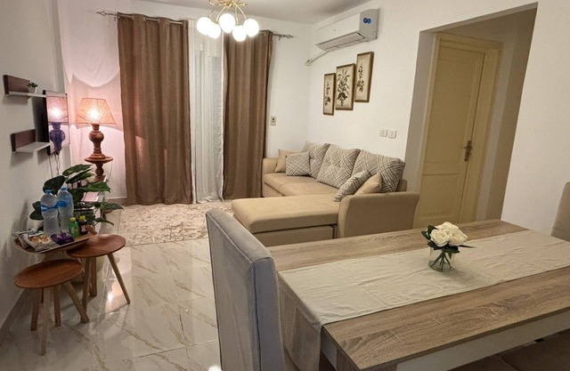 nModern 2-bedroom apartment in Madinaty New Cairo with AC/Heating and WiFi