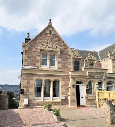 No 48 Castle View