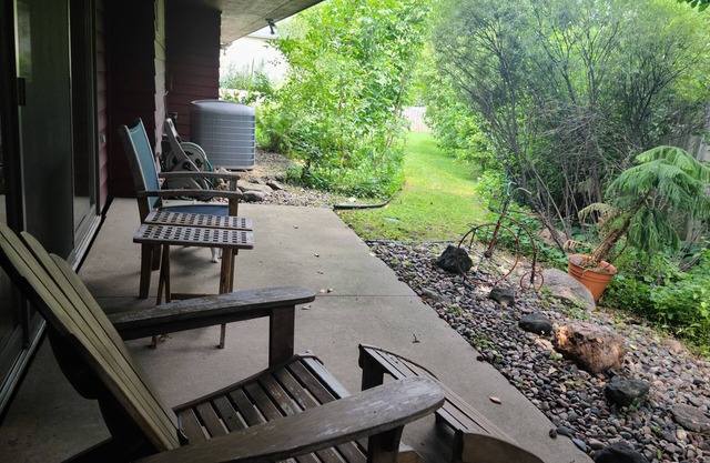 No Stairs, 2 mi to Mayo, Pet Friendly, 3 Bdrm, Fenced Yard